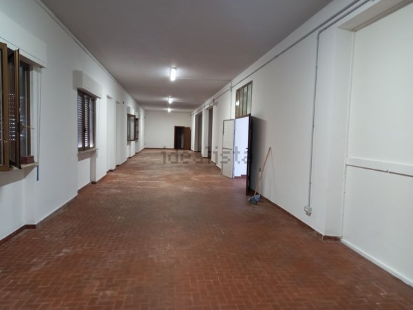 locale commerciale in affitto a Lucca in zona Zona San Concordio