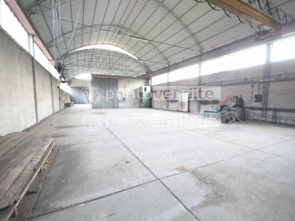 capannone in affitto a Lucca in zona zona San Marco