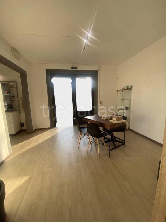 negozio in affitto a Lucca in zona Sant'Angelo in Campo