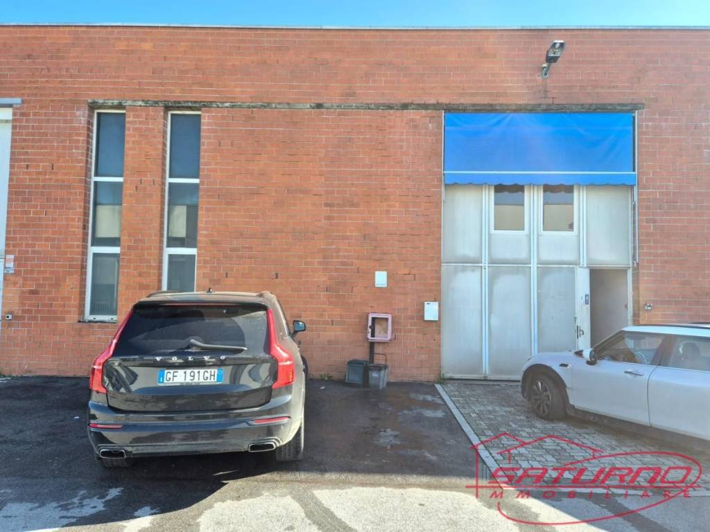 ufficio in affitto a Lucca in zona zona San Filippo