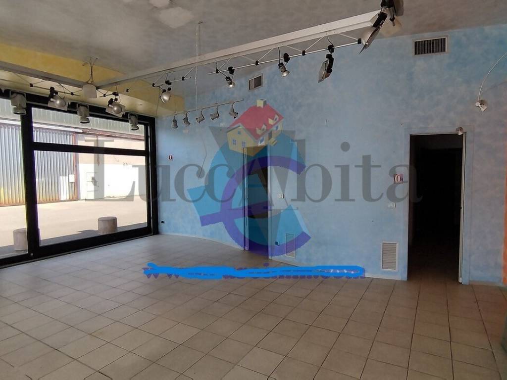 negozio in affitto a Lucca in zona zona San Marco