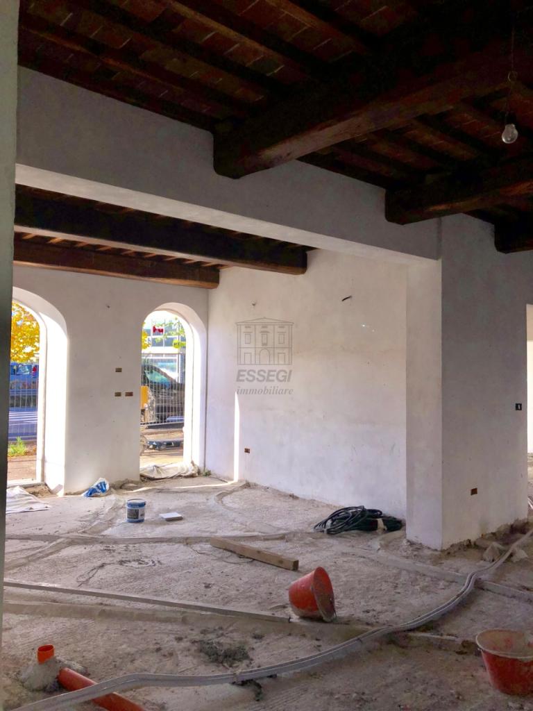 locale commerciale in affitto a Lucca in zona Sant'Alessio