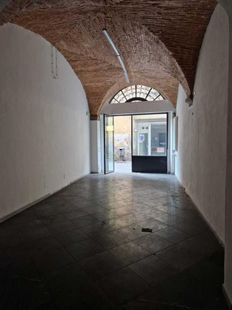 capannone in affitto a Lucca in zona Centro Città