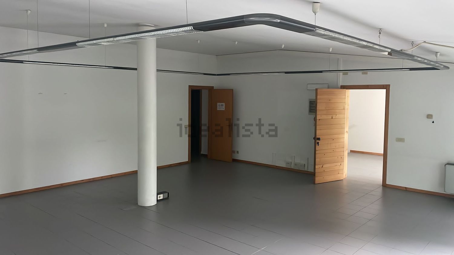 ufficio in affitto a Lucca in zona zona San Marco