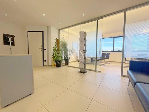 ufficio in affitto a Lucca in zona Zona San Concordio