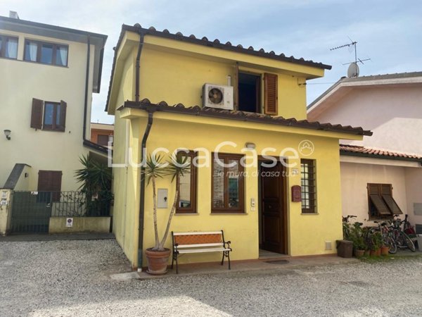 ufficio in affitto a Lucca in zona Zona San Concordio