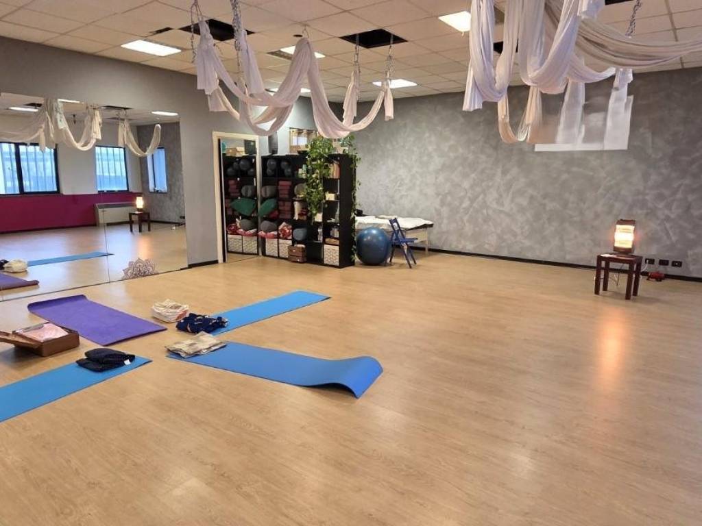 locale commerciale in affitto a Lucca in zona zona Mugnano