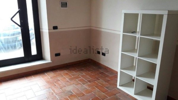 locale di sgombero in affitto a Lucca in zona Sant'Anna