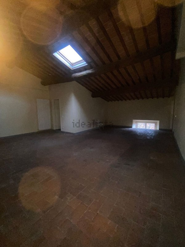 appartamento in affitto a Lucca in zona Centro Città