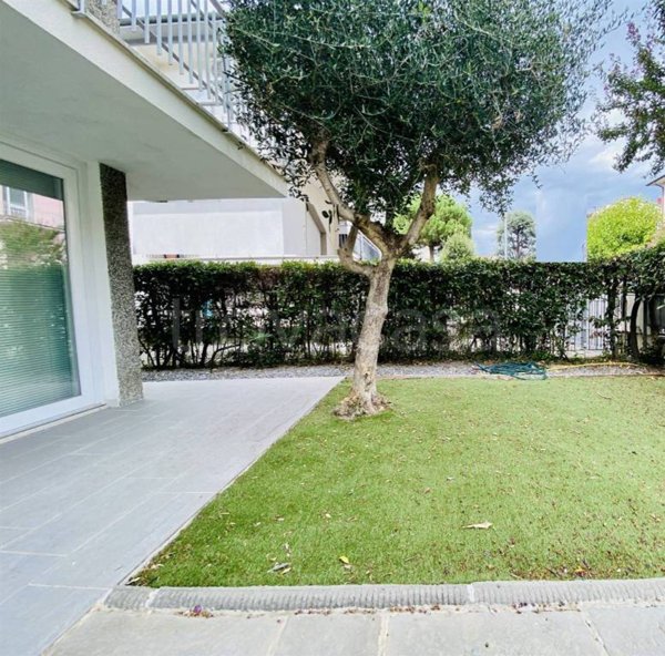 appartamento in affitto a Lucca in zona zona Arancio