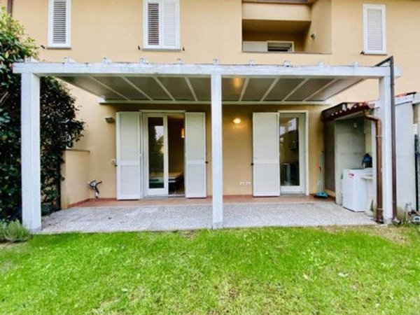 appartamento in affitto a Lucca in zona zona Sorbano