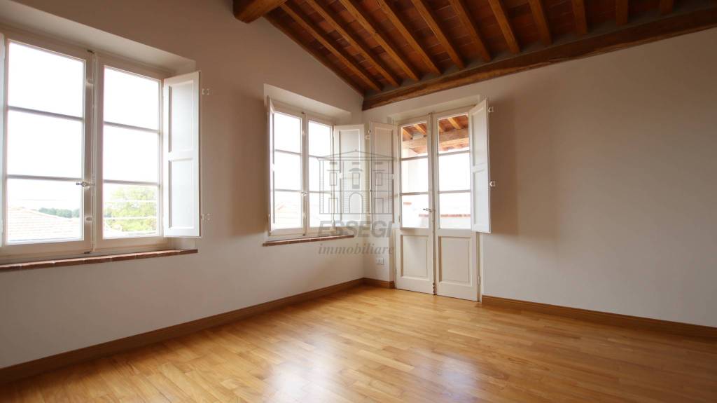 appartamento in affitto a Lucca in zona Centro Città