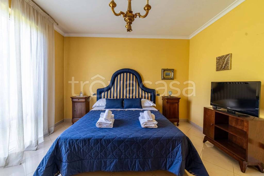 appartamento in affitto a Lucca in zona zona Sorbano
