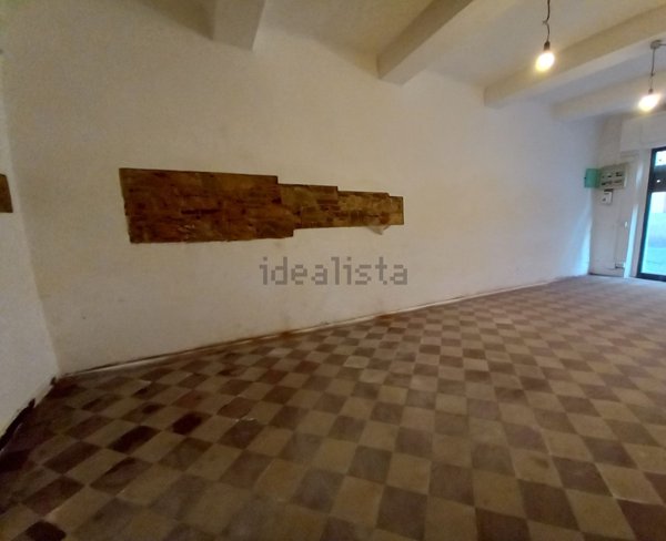 locale commerciale in affitto a Lucca in zona Centro Città