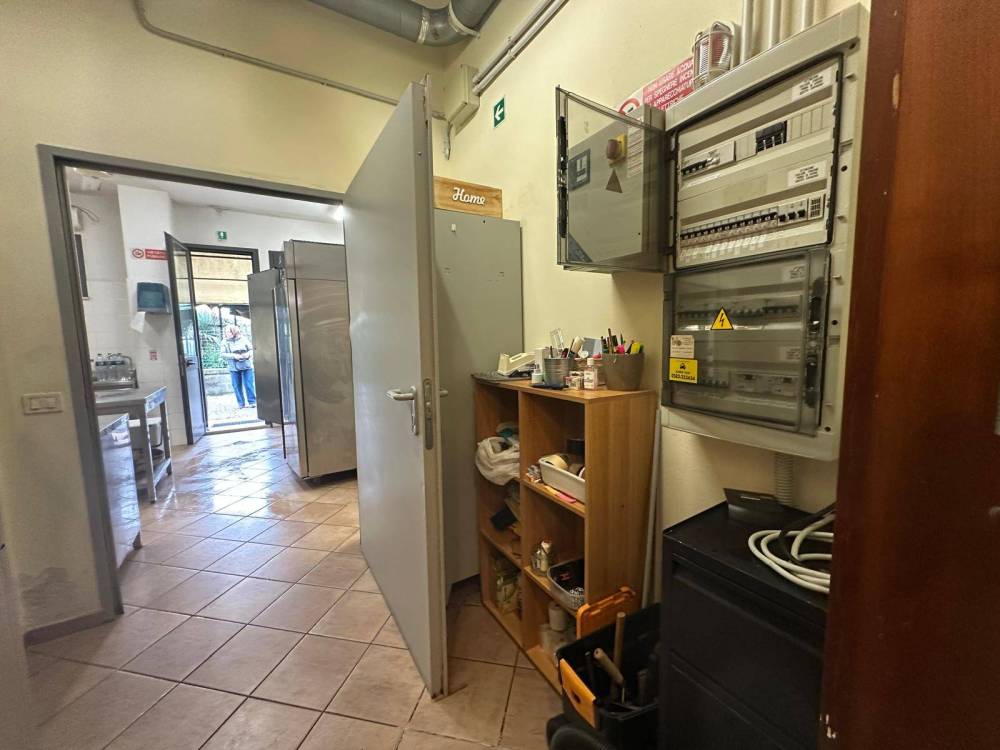 negozio in affitto a Lucca in zona zona San Marco