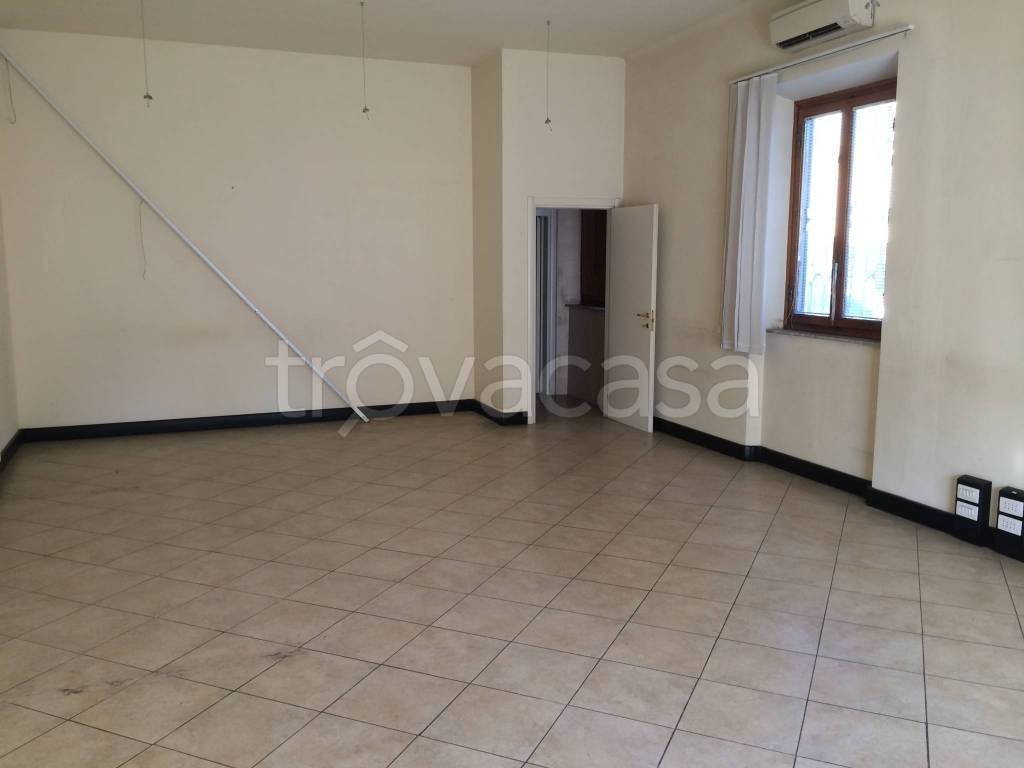 negozio in affitto a Lucca in zona zona San Vito