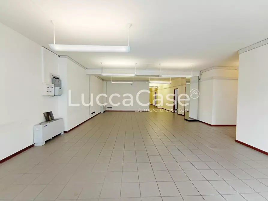 locale commerciale in affitto a Lucca in zona Sant'Anna