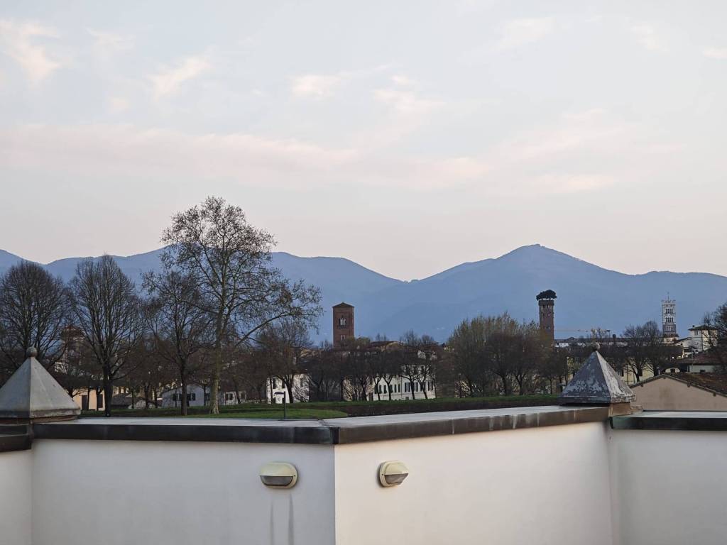appartamento in affitto a Lucca in zona Centro Città