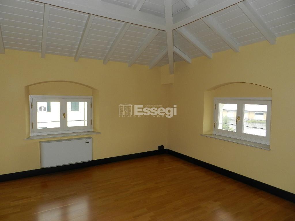 appartamento in affitto a Lucca in zona Centro Città