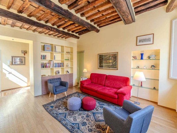 appartamento in affitto a Lucca in zona Centro Città