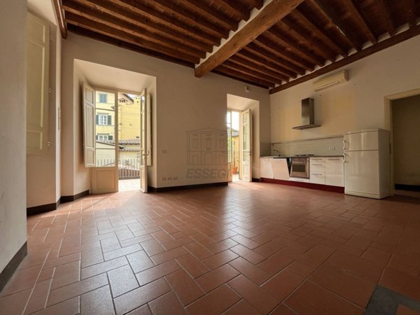 appartamento in affitto a Lucca in zona Centro Città