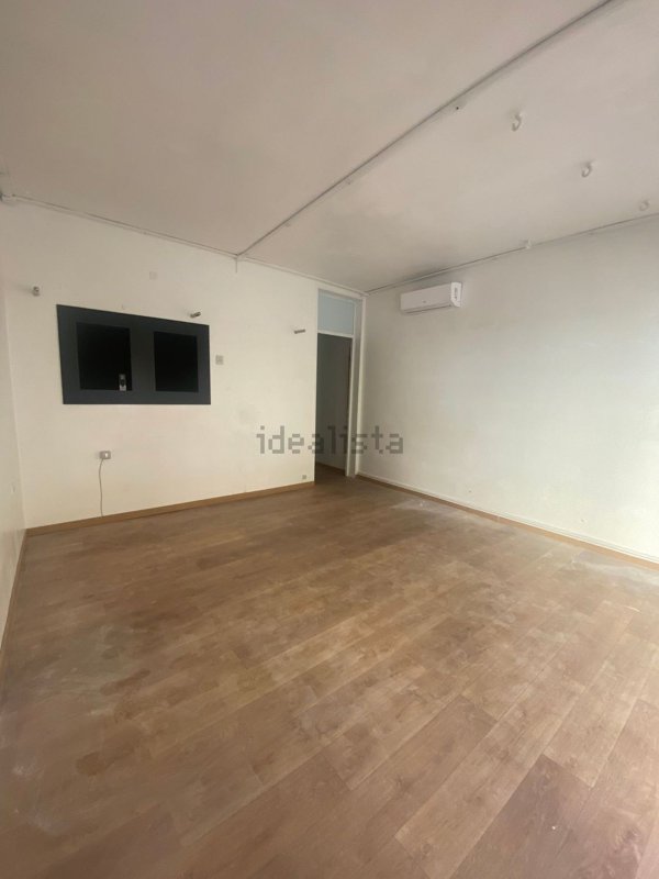 locale di sgombero in affitto a Lucca in zona Centro Città