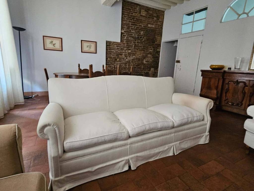 appartamento in affitto a Lucca in zona Centro Città