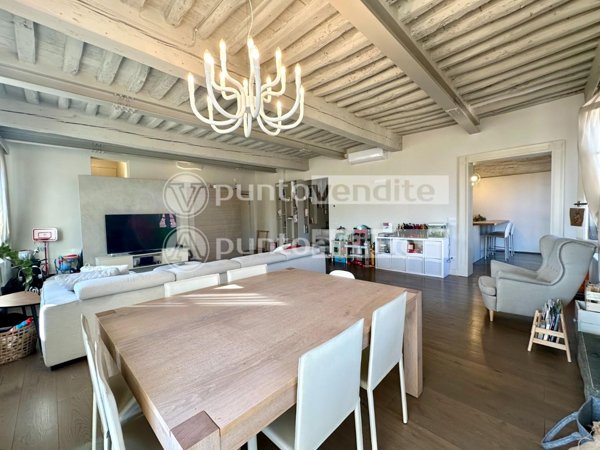 appartamento in affitto a Lucca in zona Centro Città