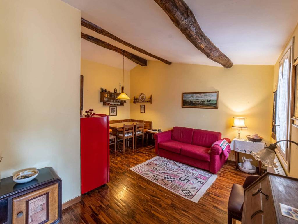 appartamento in affitto a Lucca in zona Centro Città