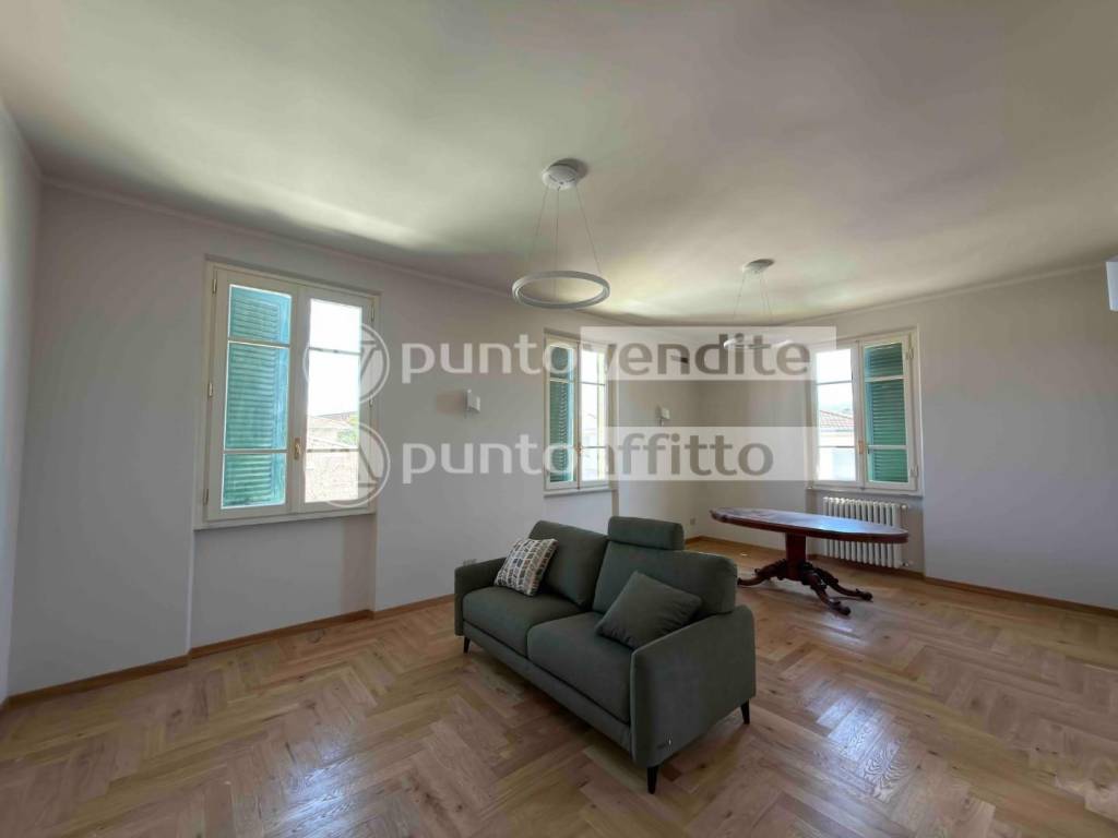 appartamento in affitto a Lucca in zona zona Arancio