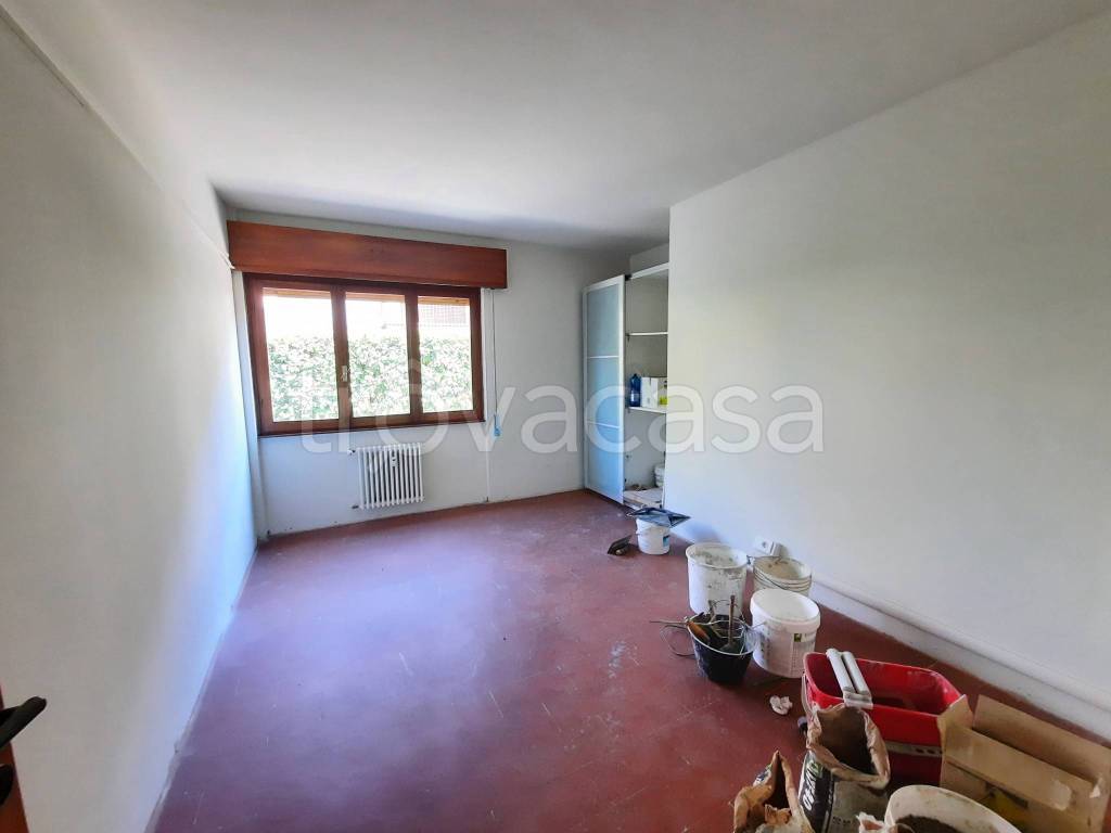negozio in affitto a Lucca in zona Sant'Anna