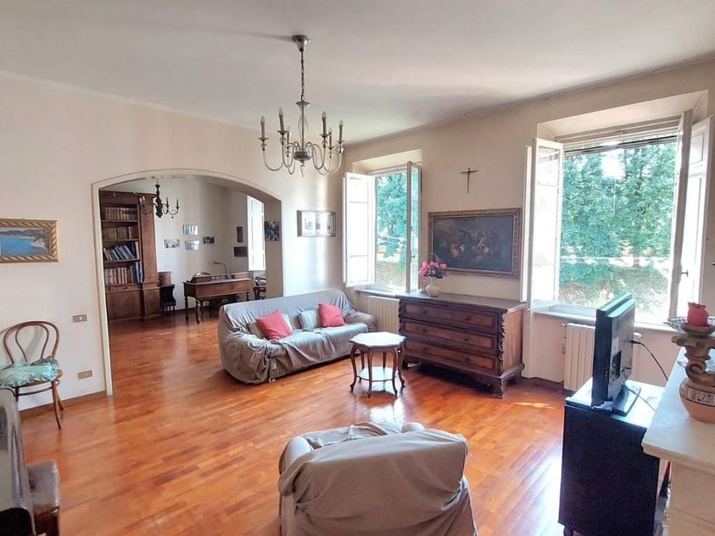 appartamento in affitto a Lucca in zona Centro Città