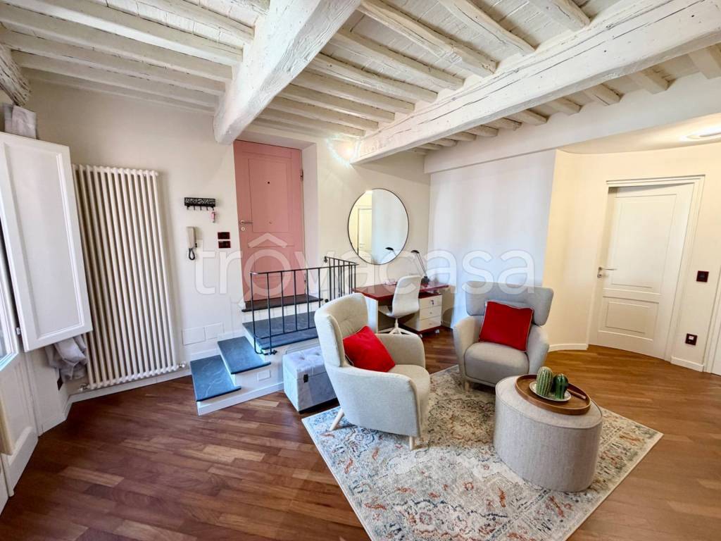 appartamento in affitto a Lucca in zona Centro Città
