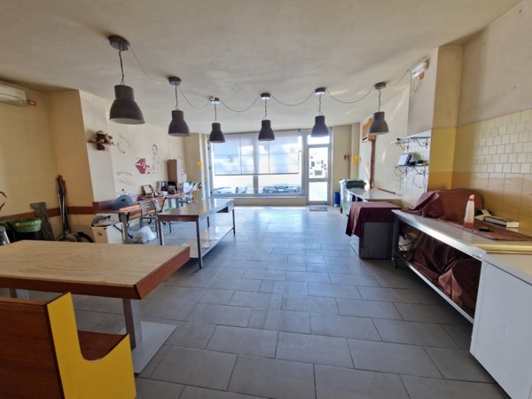 locale commerciale in affitto a Lucca in zona zona San Marco