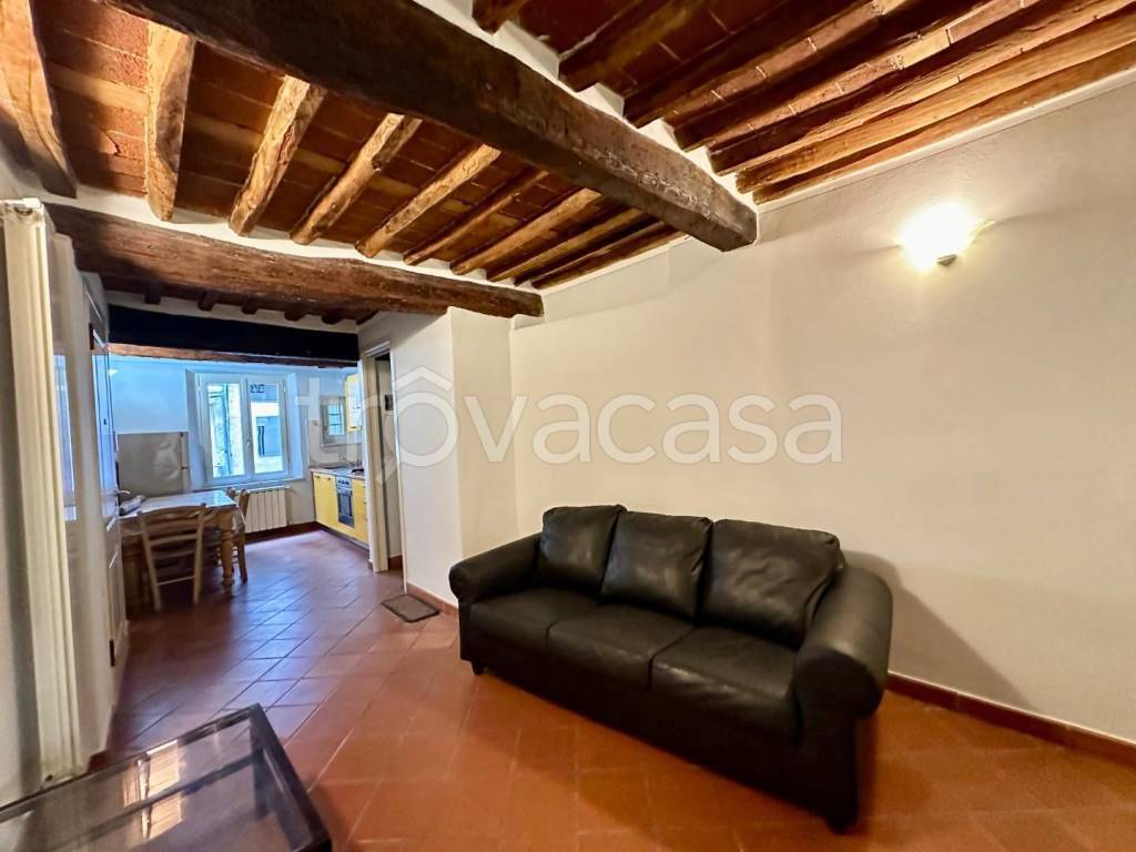 appartamento in affitto a Lucca in zona Centro Città