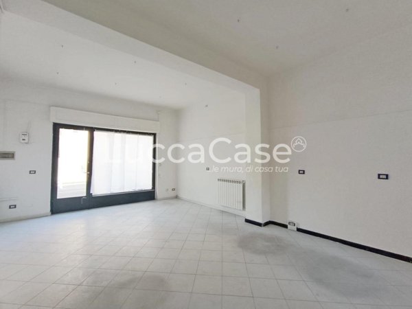 locale commerciale in affitto a Lucca in zona Sant'Anna