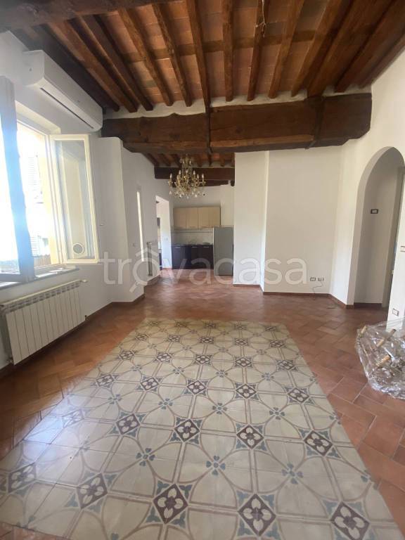 appartamento in affitto a Lucca in zona Centro Città