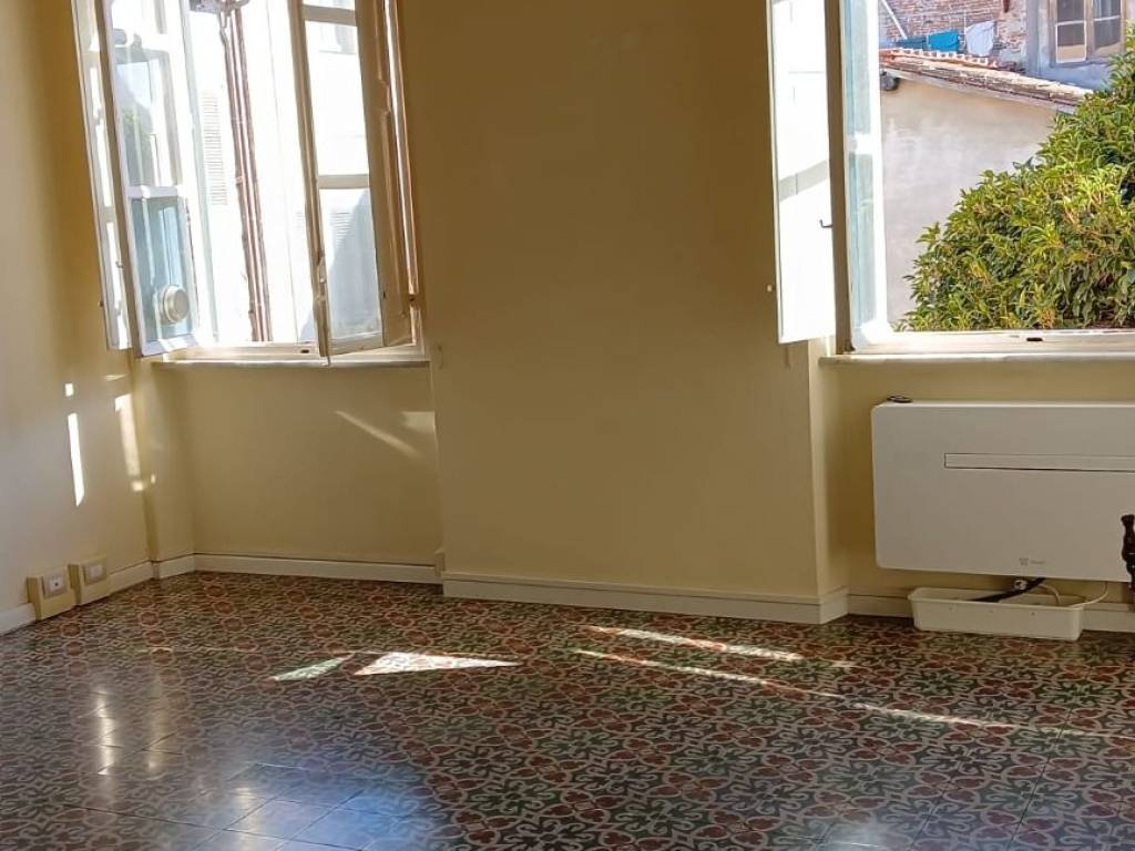 appartamento in affitto a Lucca in zona Centro Città