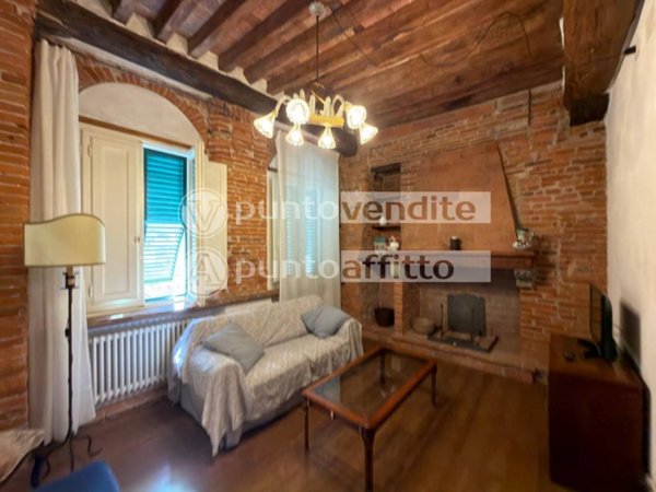 appartamento in affitto a Lucca in zona Centro Città