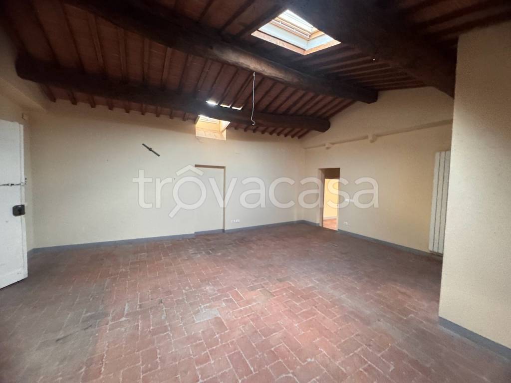 appartamento in affitto a Lucca in zona Centro Città