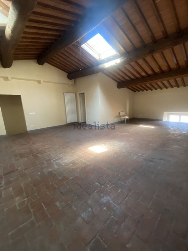 appartamento in affitto a Lucca in zona Centro Città