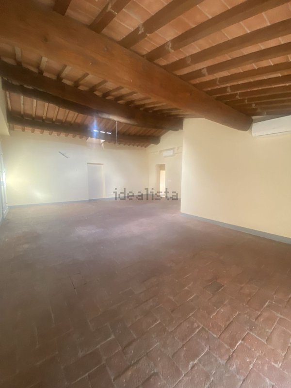 appartamento in affitto a Lucca in zona Centro Città