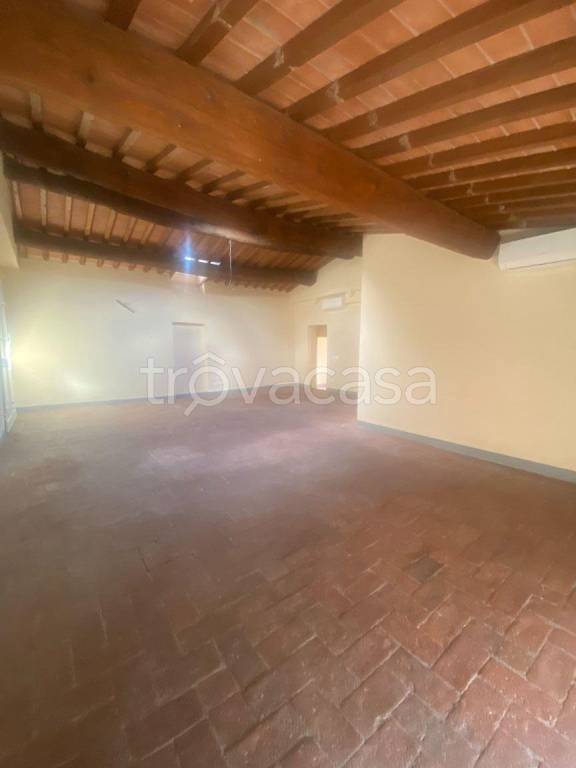 appartamento in affitto a Lucca in zona Centro Città