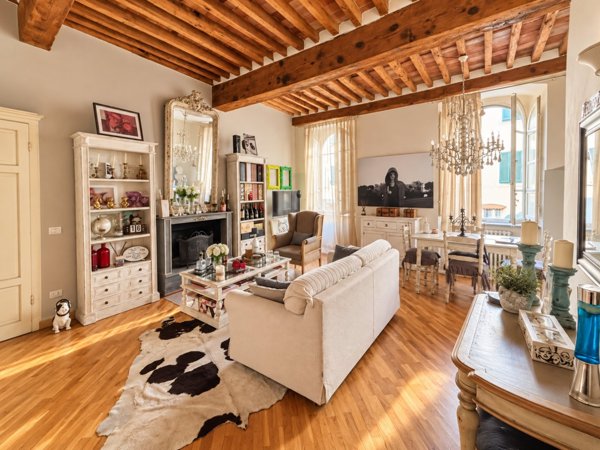 appartamento in affitto a Lucca in zona Centro Città
