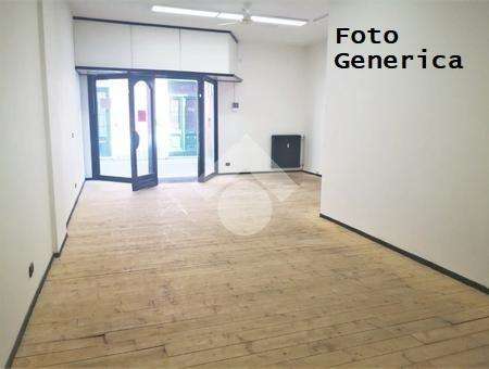 locale commerciale in affitto a Massarosa in zona Bozzano
