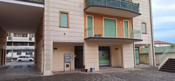 ufficio in affitto a Massarosa
