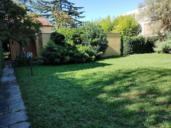 casa indipendente in affitto a Massarosa in zona Bozzano