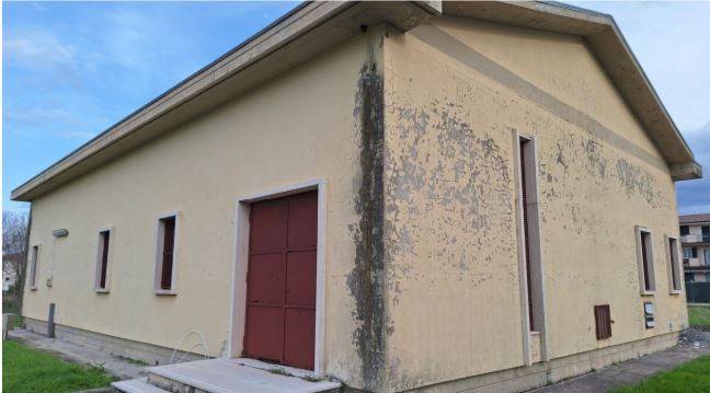 locale commerciale in affitto a Massarosa in zona Quiesa