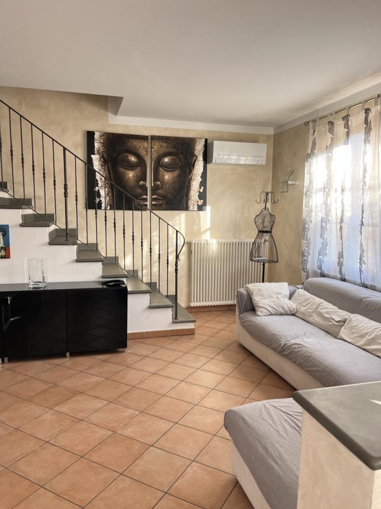 casa indipendente in affitto a Massarosa