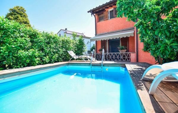 casa indipendente in affitto a Massarosa